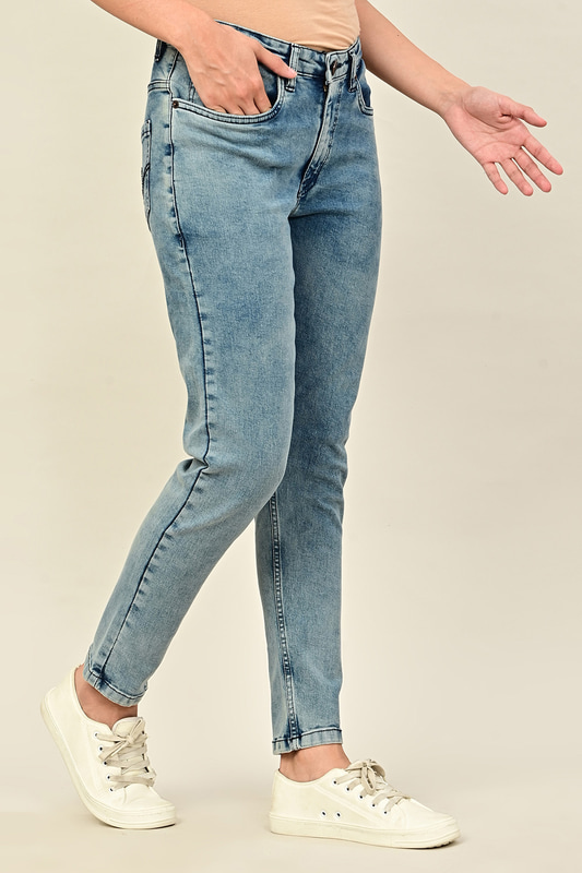 Regular Fit Denim Pant