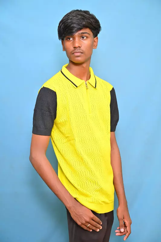 HALF SLEEVE COLLOR TSHIRT