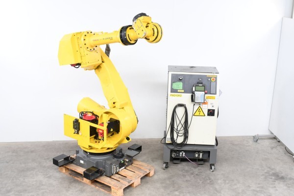 FANUC R-2000iA/210F, R-J3iB, Robot with control cabinet, panel & cables