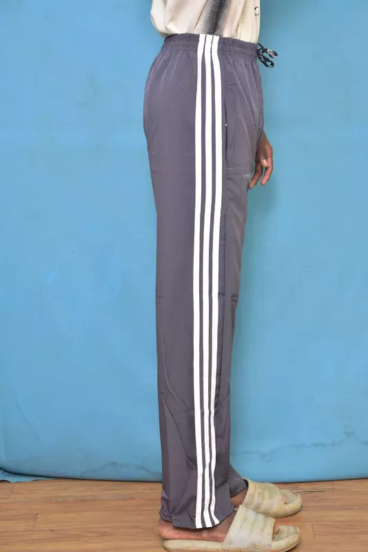 TRACK PANT4