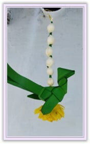 Parrot with Reusable Jasmine String Parrot with Reusable Jasmine String