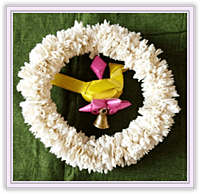 Reusable Lily Ring with Hanging