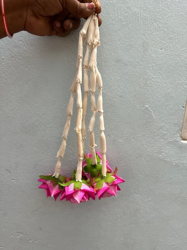 Decor Hanging 5 Decor Hanging 5