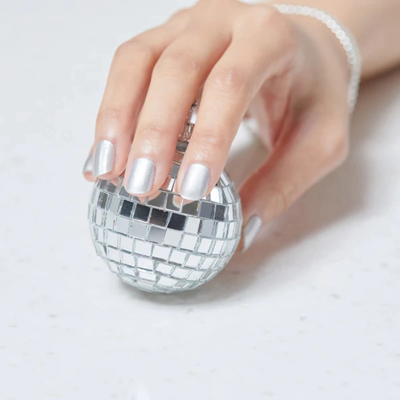 Dashing Diva Glaze Silver Mirror