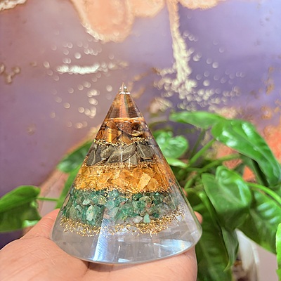 Conical Dhan Yog Resin Pyramid