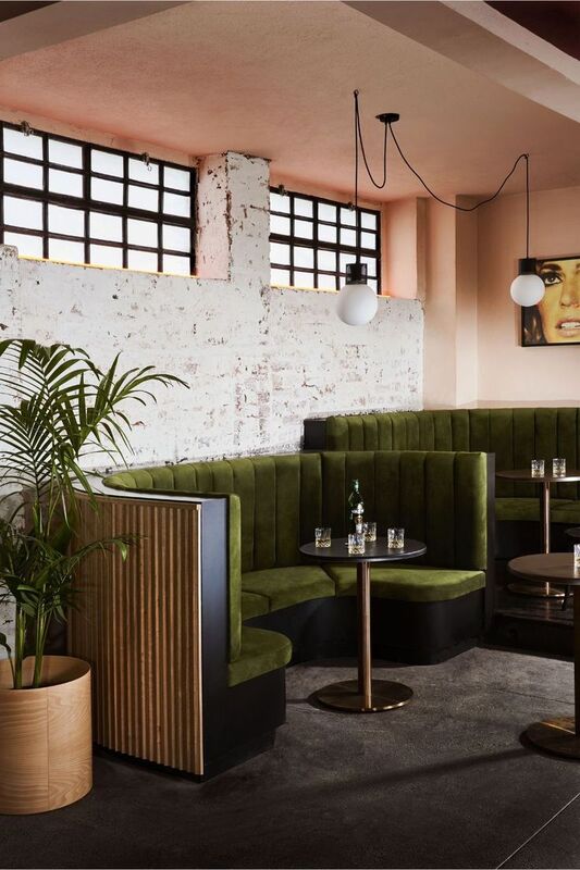 Ferris Premium Sofa Restaurant Booth