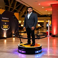 360-DEGREE ROTATION VIDEO BOOTH
