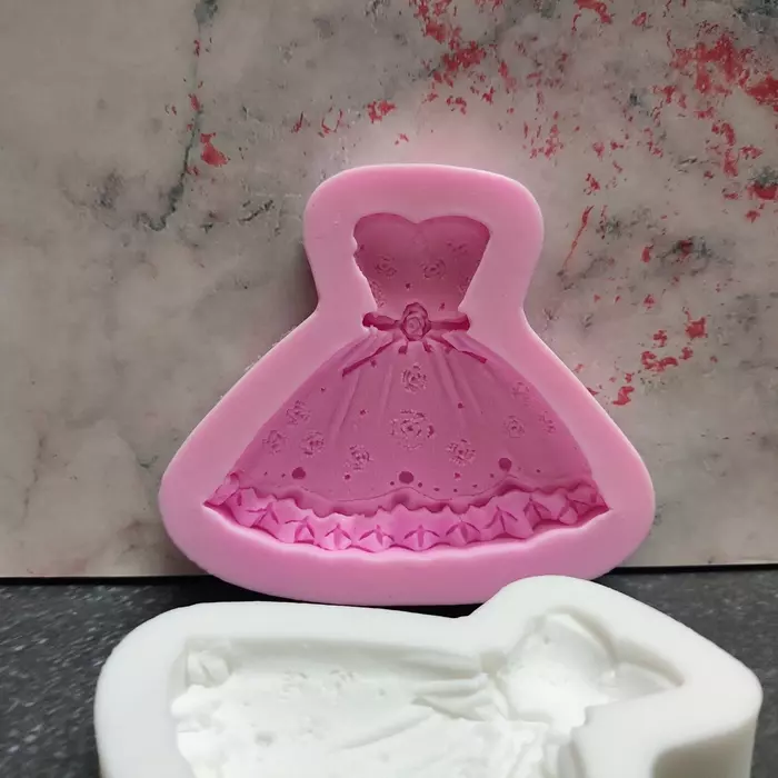 Dress Mould
