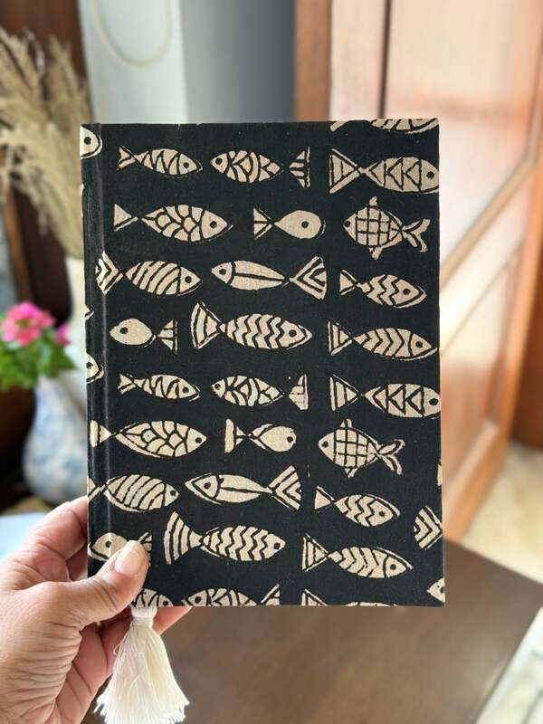 Handcrafted Journal – Bagru Bloom