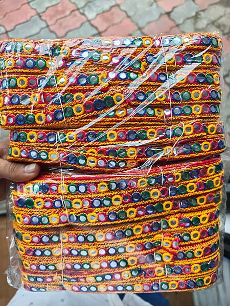 Red Yellow Mirror Lace 9 mtr