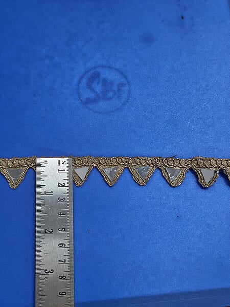 Triangle Mirror 9M