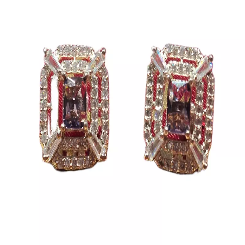 EARING AD
