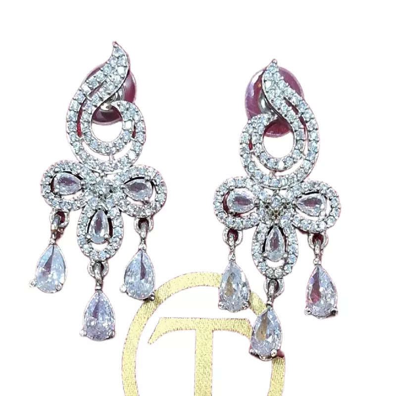 EARING AD