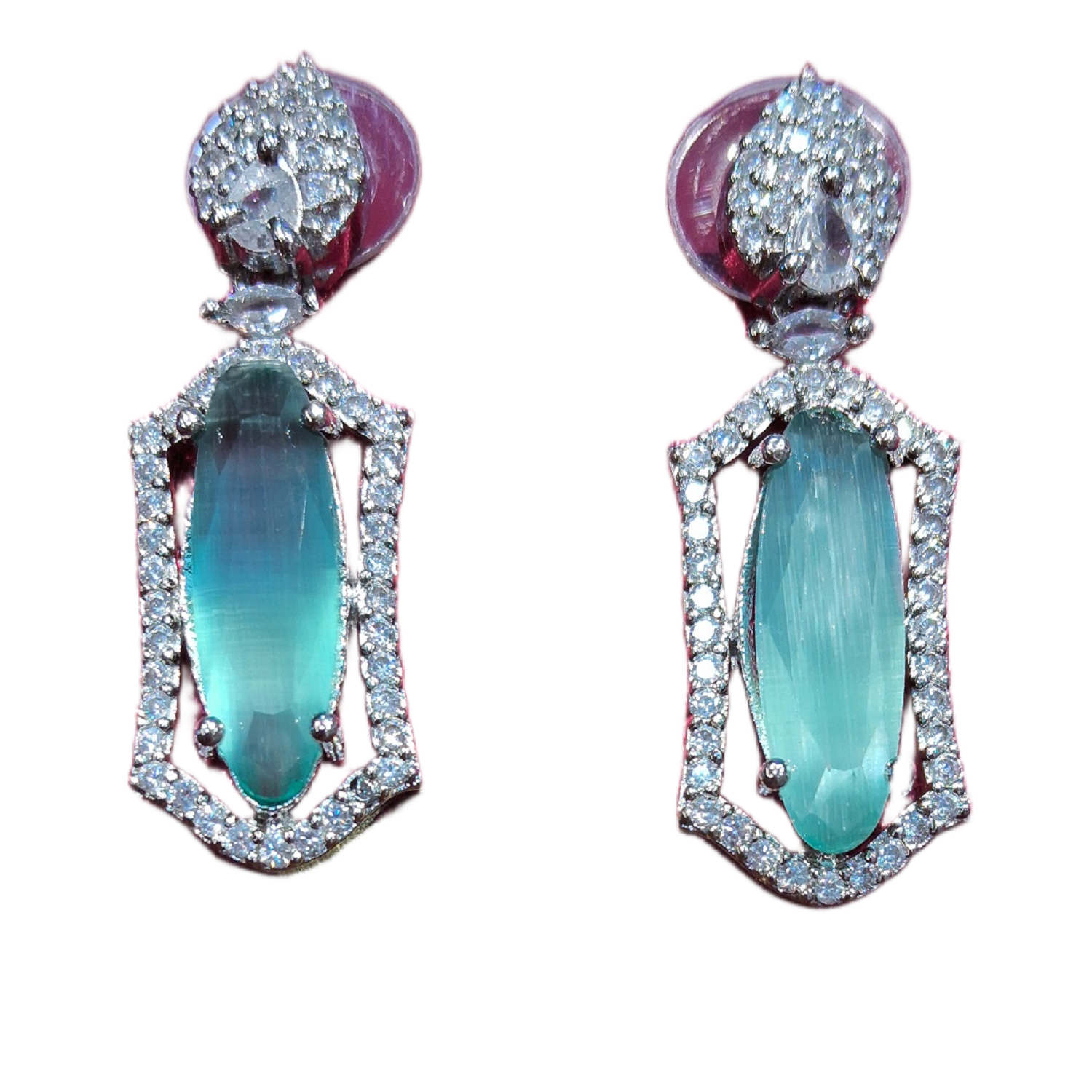 EARING AD