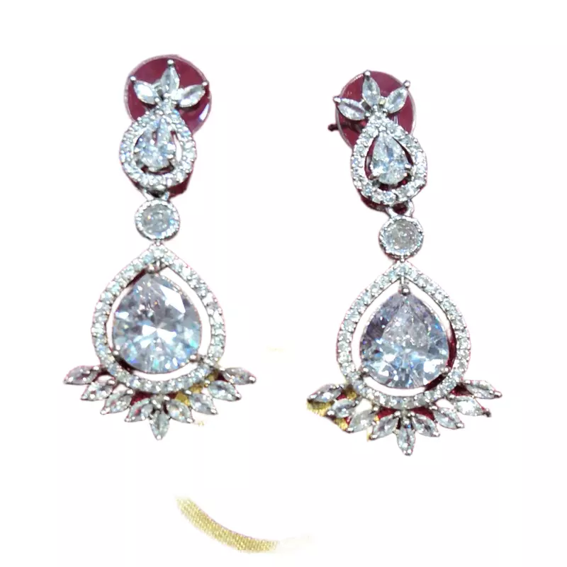 EARING AD