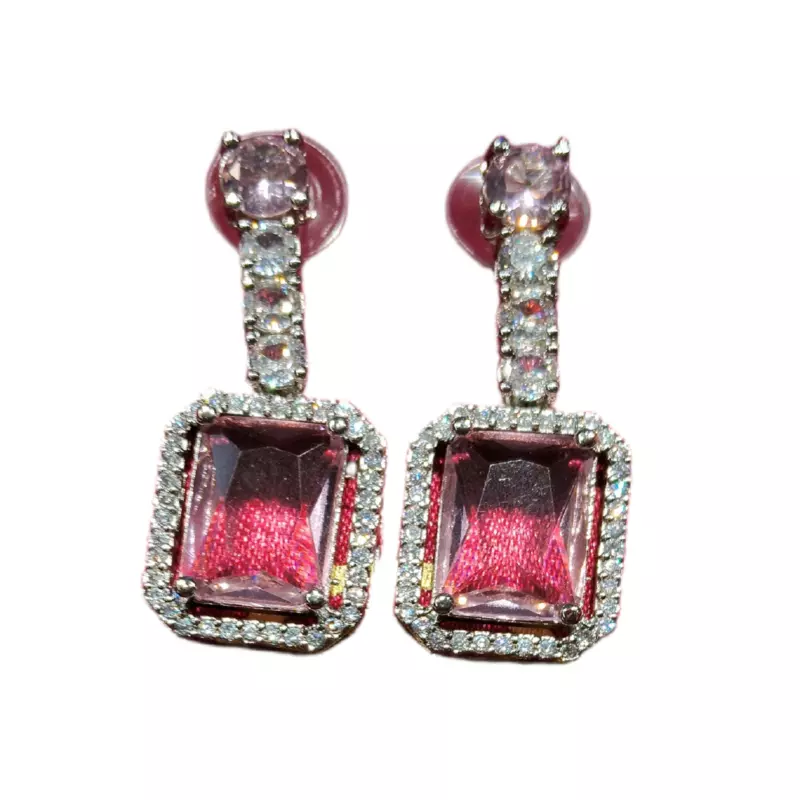 EARING AD