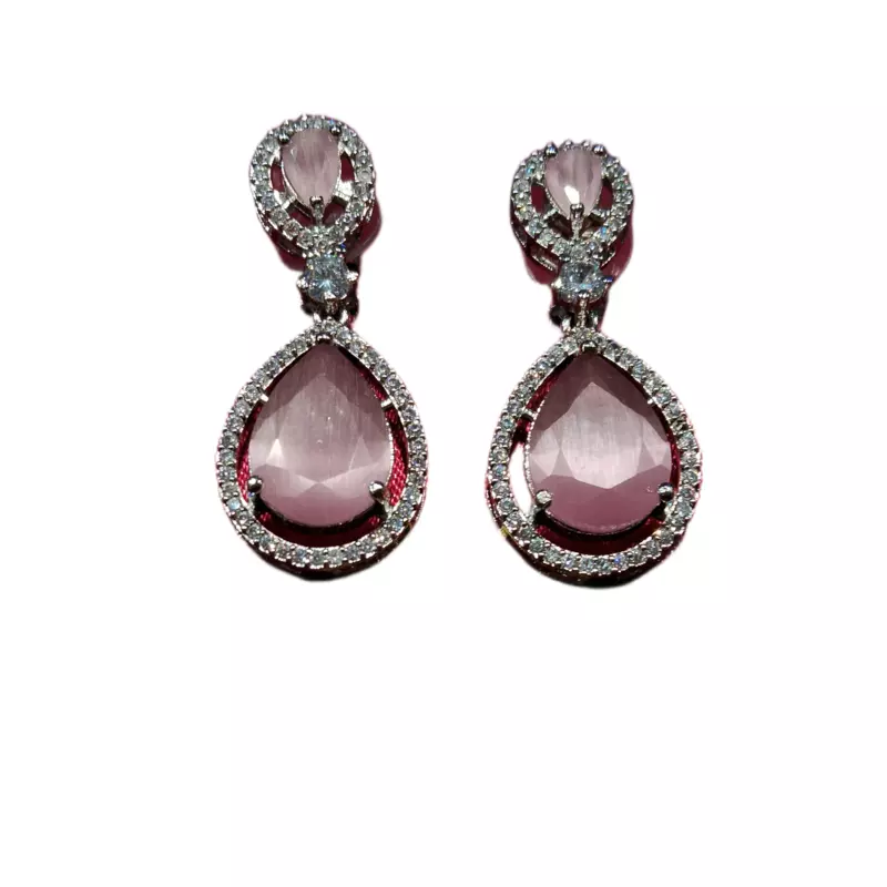 EARING AD