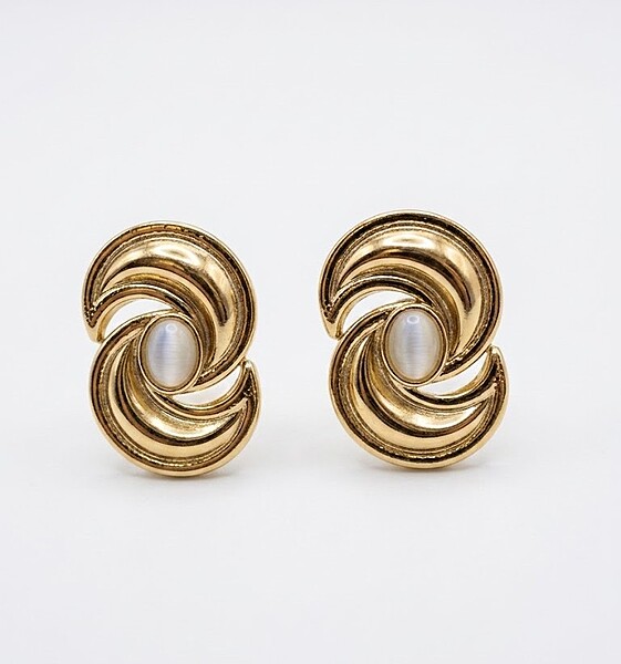 Florium™ Minimalist Hoop Earring [ERSS-37B]