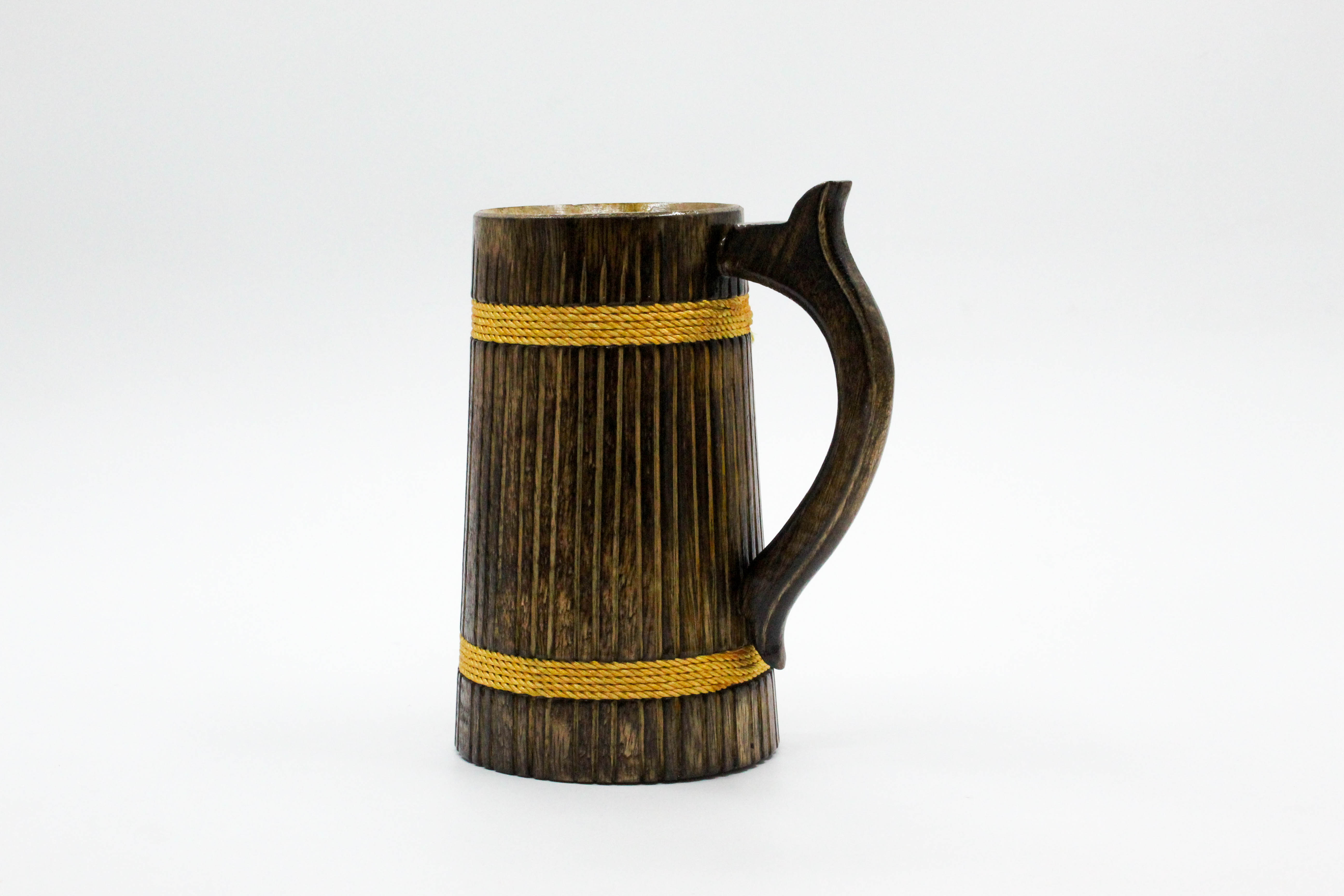 Handcrafted Wooden Beer Mug with Rope Design, 15.5 x 12 x 18 cm, Dark Brown
