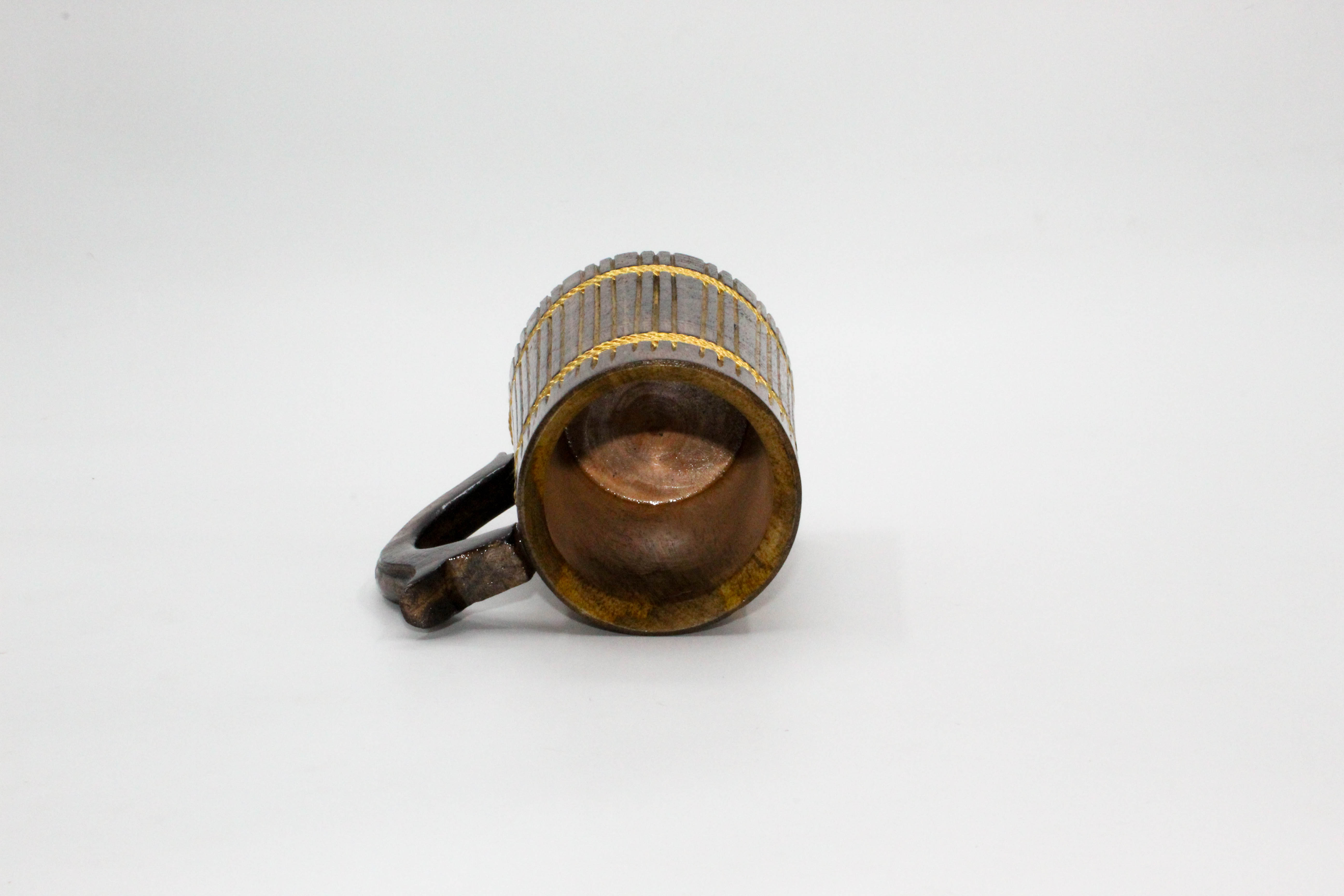 Handcrafted Wooden Beer Mug with Rope Design, 15.5 x 12 x 18 cm, Dark Brown