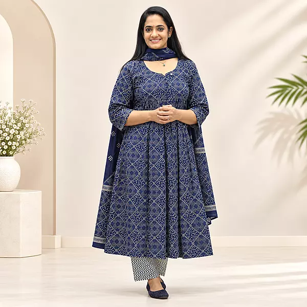 28iC  Kurta Pant Dupatta Set, Cotton