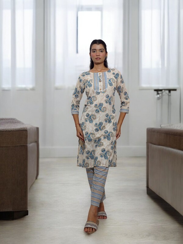 WHITE AND BLUE COTTON PAISLEY PRINT SALWAR SUIT