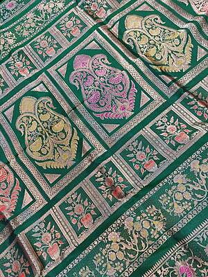 Emarald green Bonalata pure mulberry silk Swarnachari saree Emarald green Bonalata pure mulberry silk Swarnachari saree