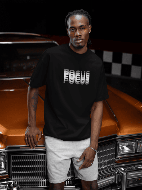 FOCUS Oversized black tshirt