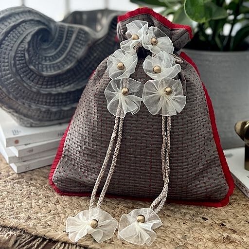 Fawn Kantha Batwa