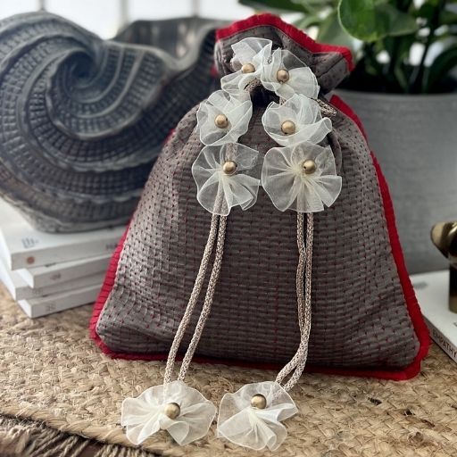 Fawn Kantha Batwa