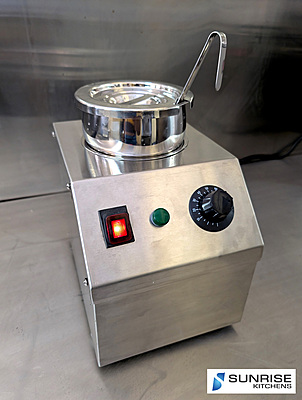 2 Liters Warmer with Inset Pot, Lid, and Ladle 2 Liters Warmer with Inset Pot, Lid, and Ladle