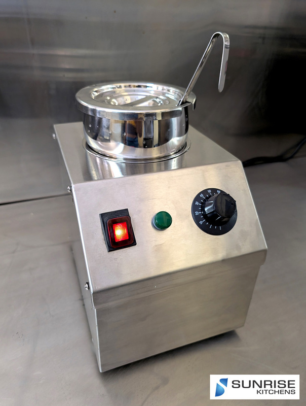 2 Liters Warmer with Inset Pot, Lid, and Ladle 2 Liters Warmer with Inset Pot, Lid, and Ladle