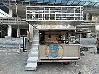 Bahubali Food Cart with Roof Top Seating