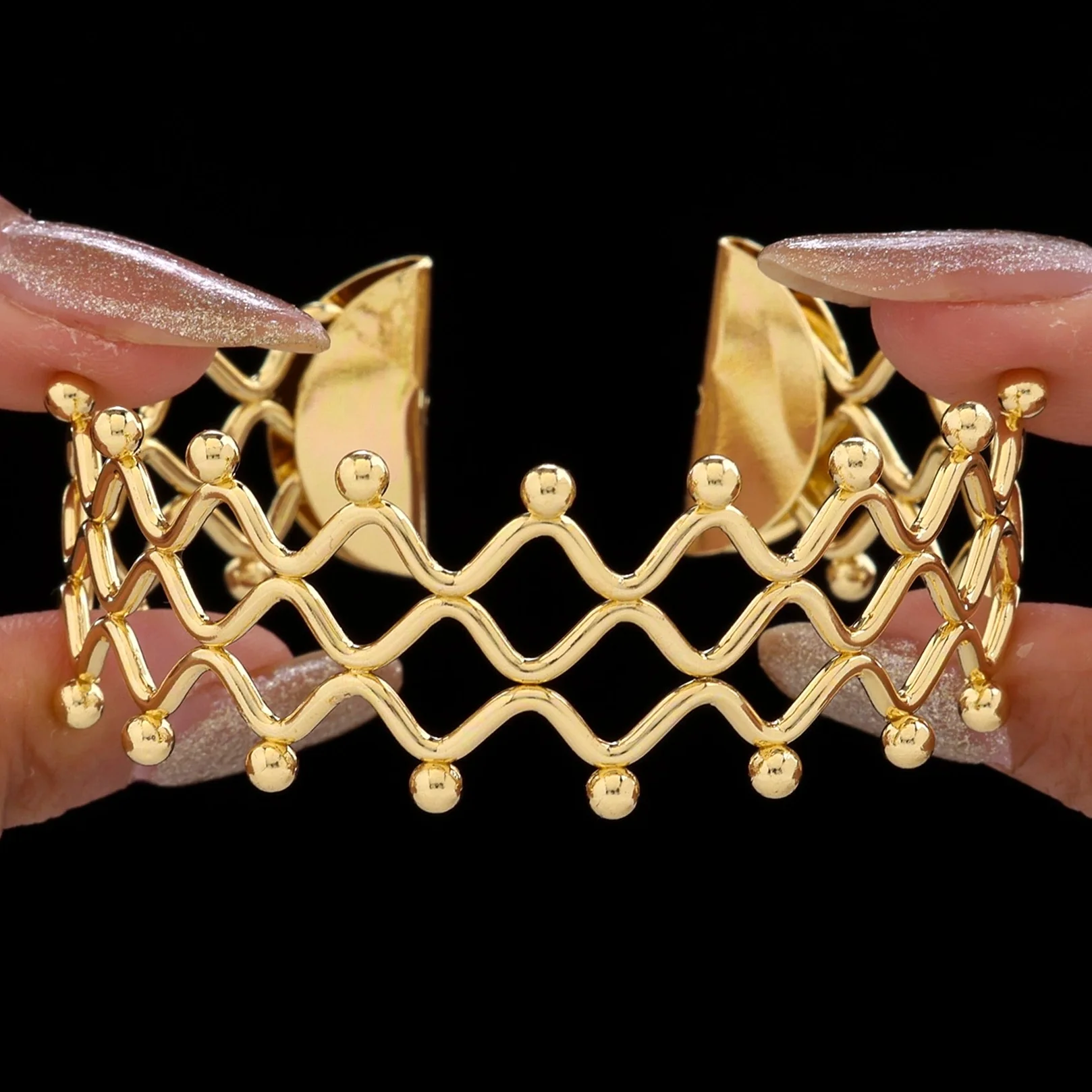 PRAO Anti-Tarnish Golden Bangle Bracelet