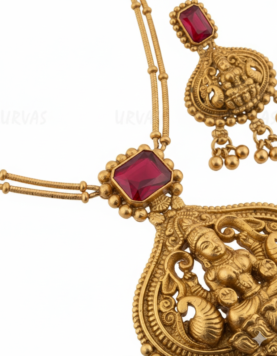 Lakshmi Temple Pendant short chain Set