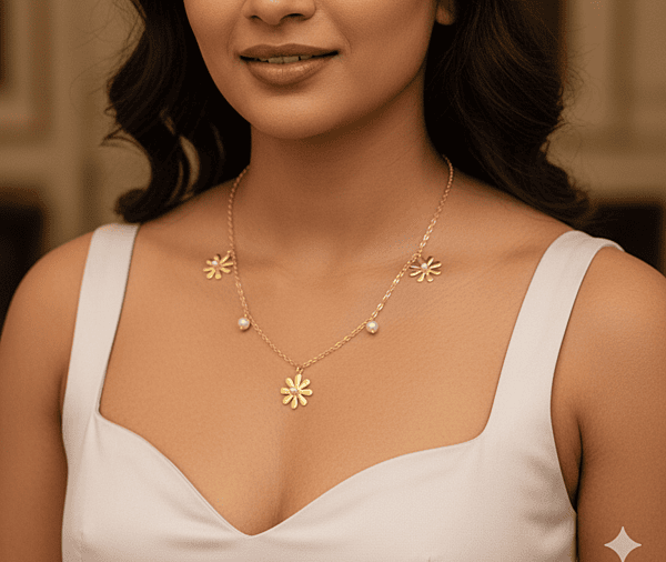 Necklace Gold Star with pearl