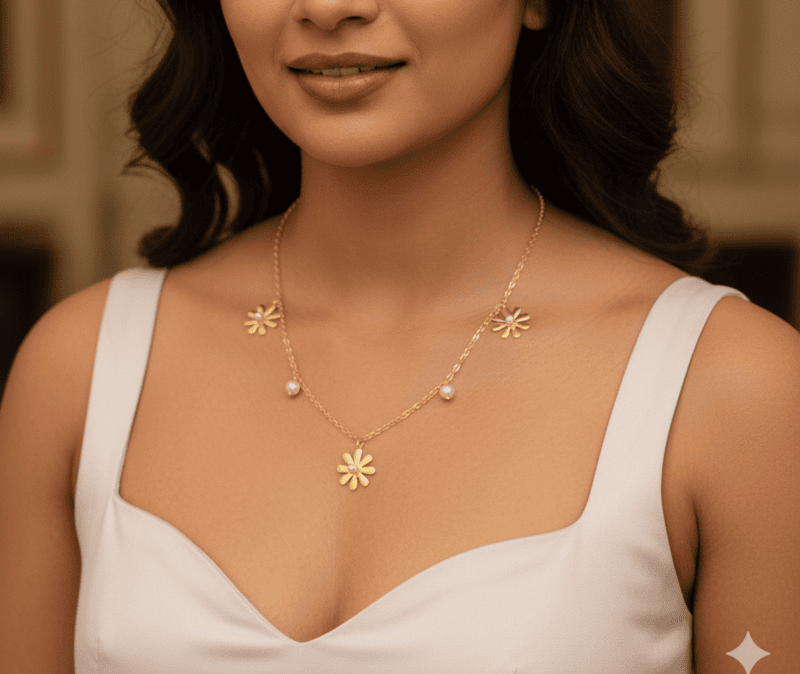 Necklace Gold Star with pearl