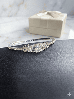 Sterling Silver Oval Cubic Zirconia Bangle Sterling Silver Oval Cubic Zirconia Bangle