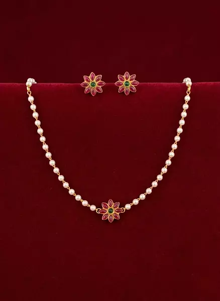 Elegant floral pearl necklace set
