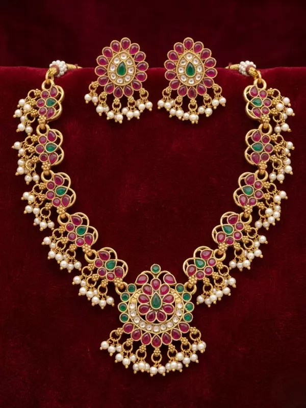 Ruby & Emerald Floral Pearl Necklace Set