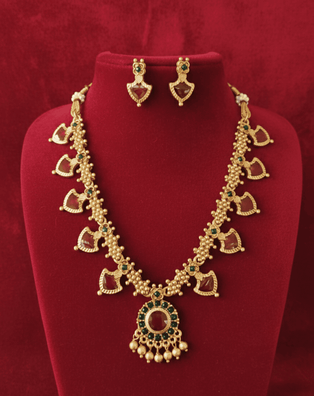 Traditional Design Necklace Set with Ruby & Green Stones