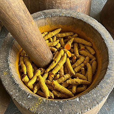 Turmeric powder