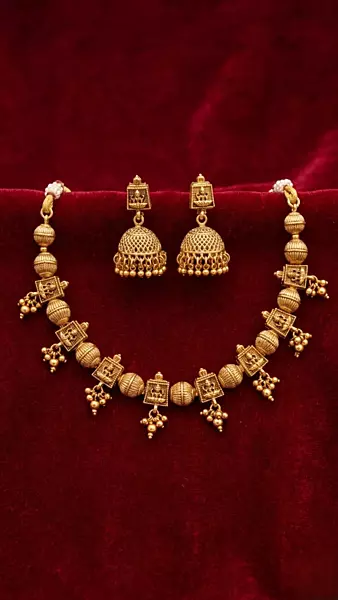 Temple Beaded Necklace Set