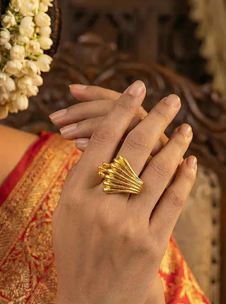 18 kt Gold Crown Ring