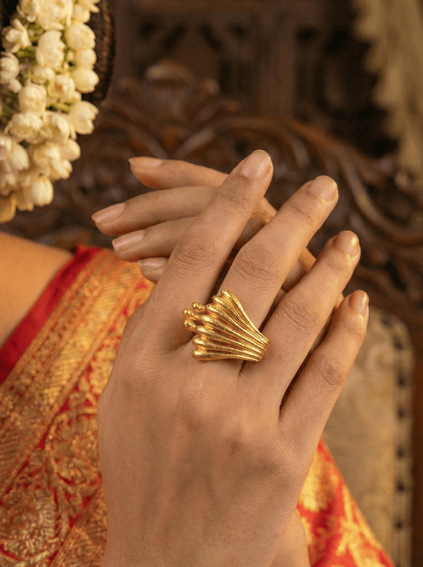 18 kt Gold Crown Ring