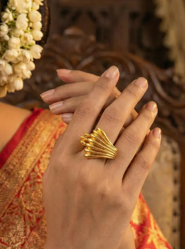 18 kt Gold Crown Ring