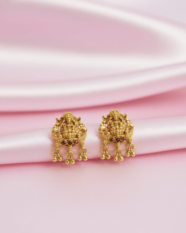 Temple Lakshmi Pendant Necklace Set with Earrings