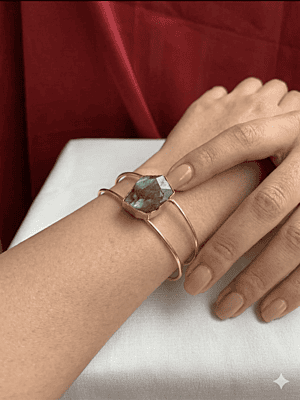 Raw Elegance: Labradorite Gold Cuff