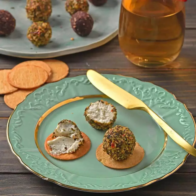 Chevre – Goat Cheese Truffles - Eleftheria
