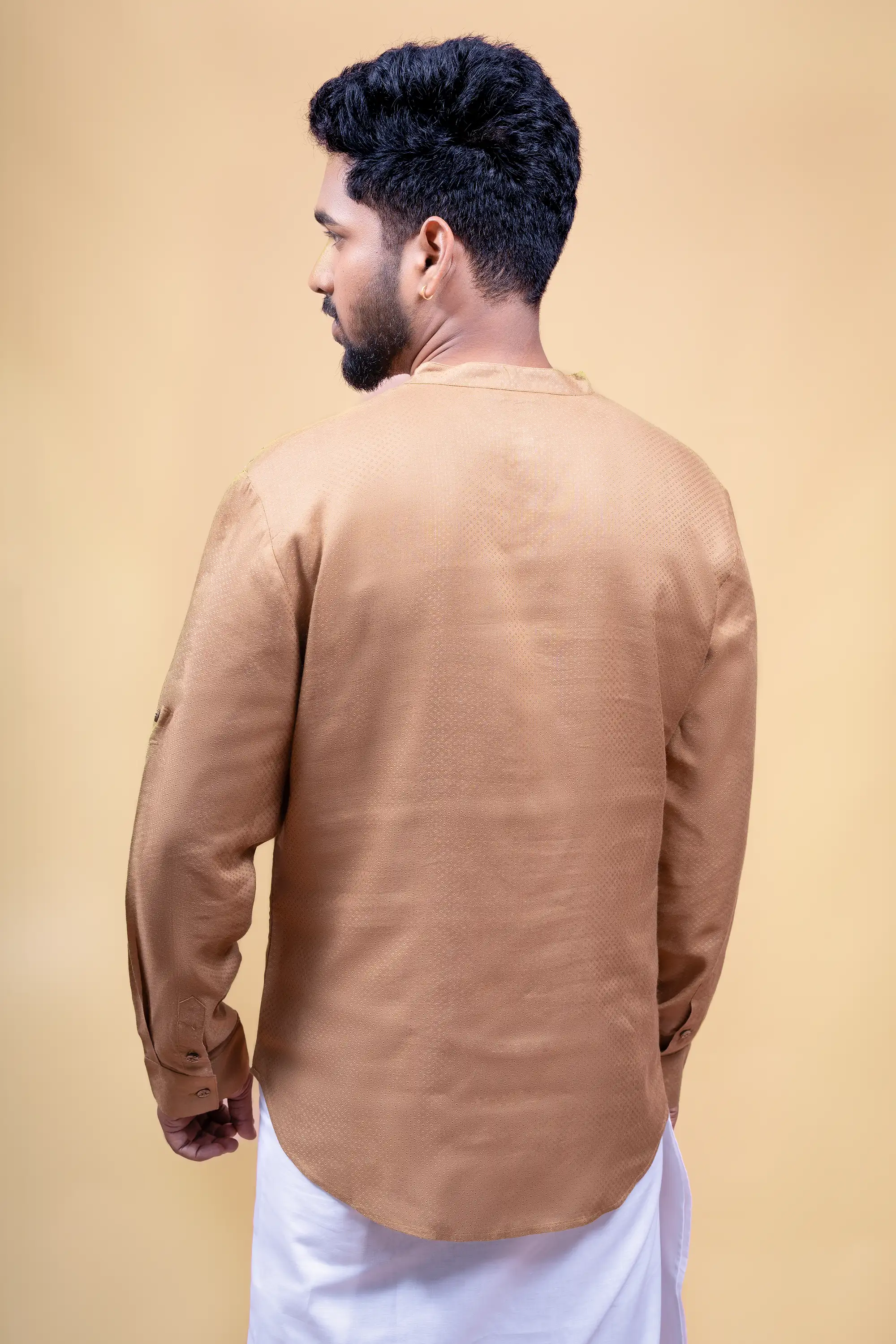 Men's Embroidered Short Kurta